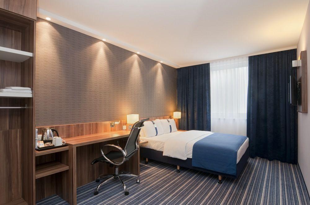 HOTEL PREMIER INN HAMBURG CITY MILLERNTOR HAMBURG 3* (Germany) - from £ 43  | HOTELMIX